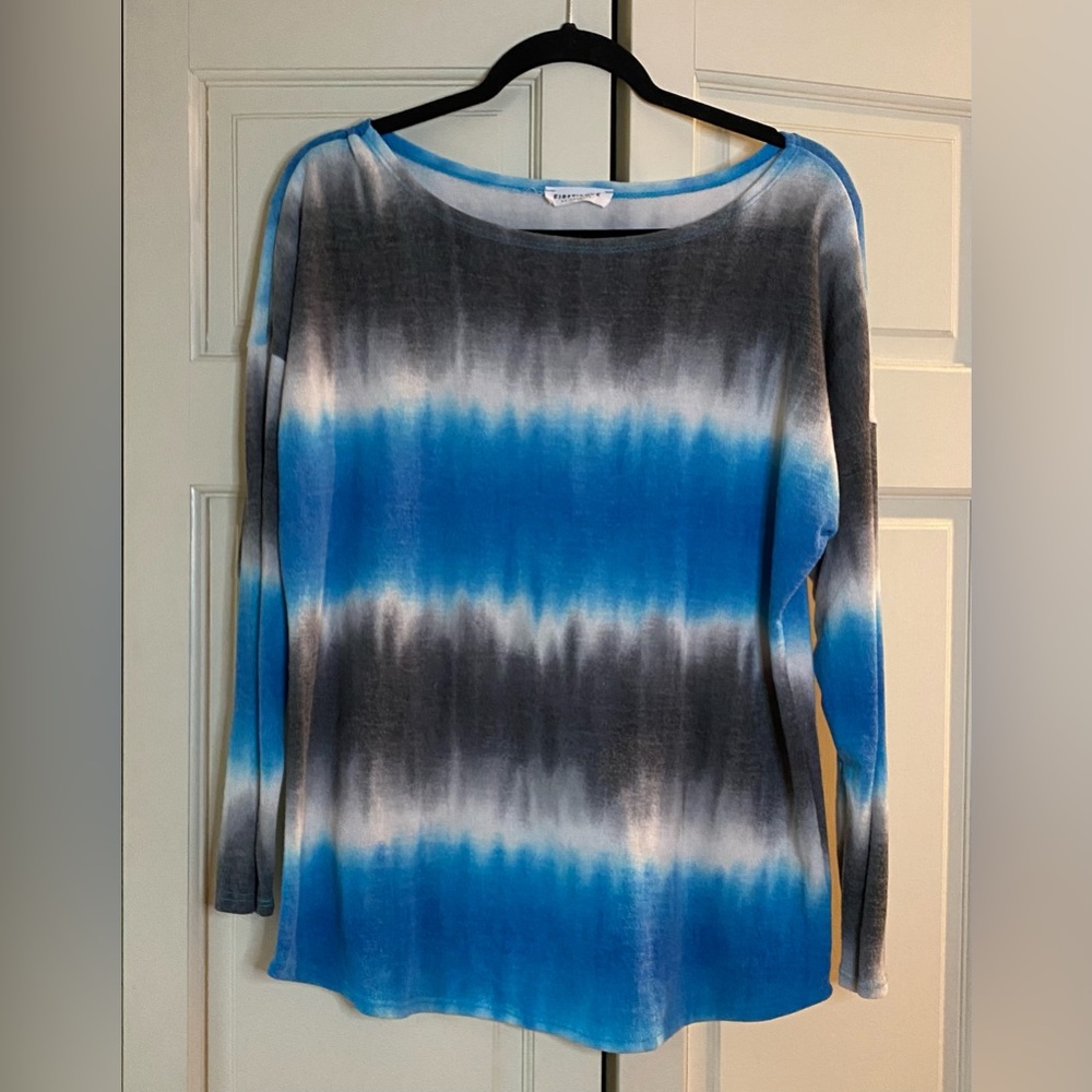 First Love Tie Dye Top Boatneck Blue Gray White Size S EUC Long Sleeve